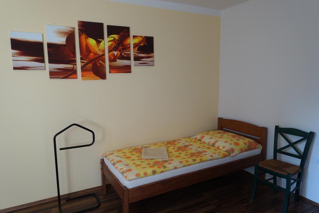 Penzion U Tomcalu Terezin  Экстерьер фото